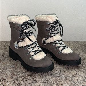 G by Guess Fabric Grey Boots With Sherpa
